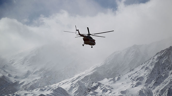 Continúa la búsqueda del avión siniestrado en las montañas de Irán