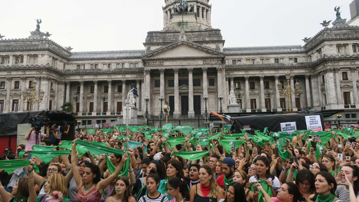 Argentina vuelve a abrirse al debate sobre la legalización del aborto tras multitudinarias manifestaciones