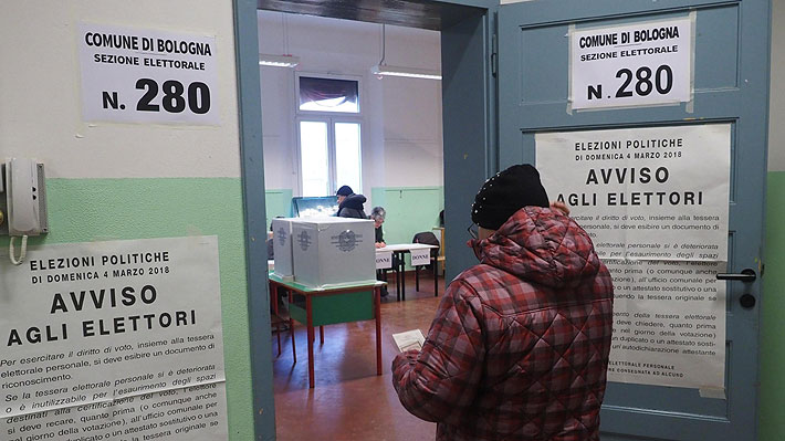 Baja participación marca las primeras horas de elecciones en Italia