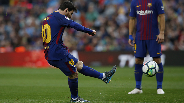 El golazo de tiro libre de Messi con que el Barcelona derrotó al Atlético y los nuevos récords que rompió el argentino