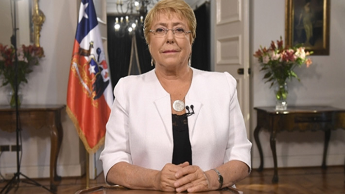 Bachelet anuncia envío al Parlamento de nueva Constitución: "Tendrá un mayor equilibrio entre poderes del Estado"