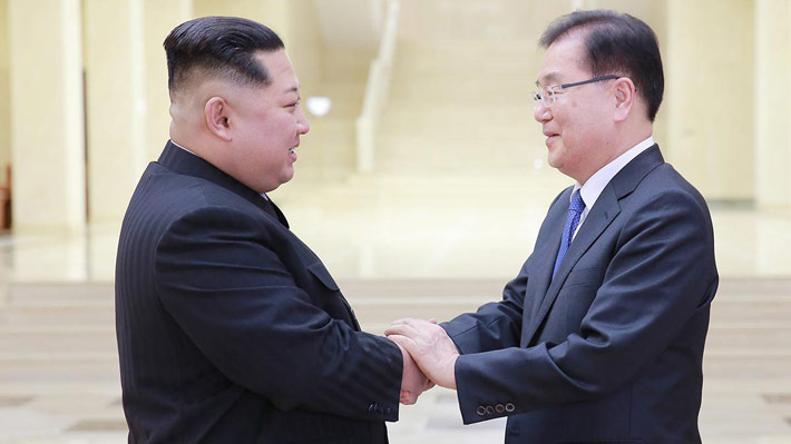 Coreas anuncian cumbre en abril y Pyonyang se compromete a suspender ensayos nucleares si hay diálogo con EE.UU.