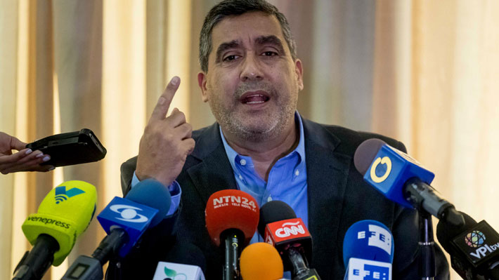 El Servicio de inteligencia de Venezuela detiene a ex ministro disidente del chavismo