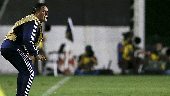 Hoyos llama a la calma luego del triunfo en Brasil y le desea lo "mejor" a Colo Colo en esta Libertadores