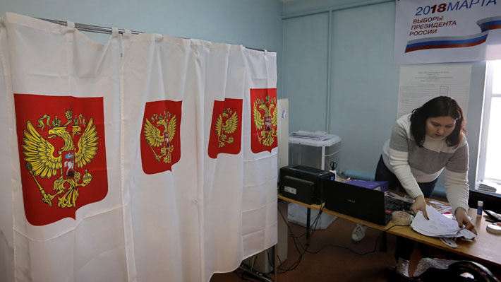 Comienzan los comicios en Rusia y Putin se encamina a un nuevo triunfo electoral