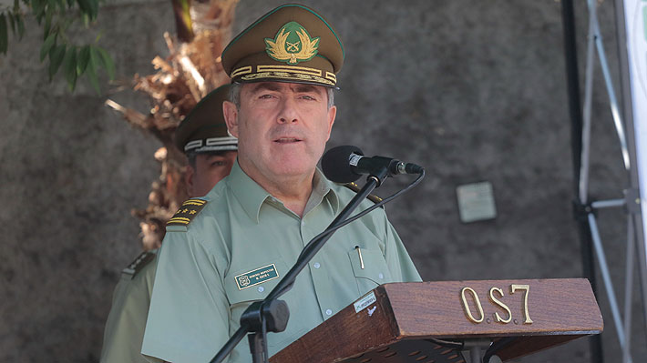 Carabineros: Más de cien coroneles pondrán su cargo a disposición tras cambios en el alto mando