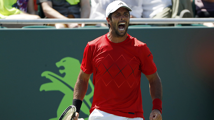 Tenista tiene insólita discusión con hincha en Miami y después descubre que es el padre de su rival, el verdugo de Federer