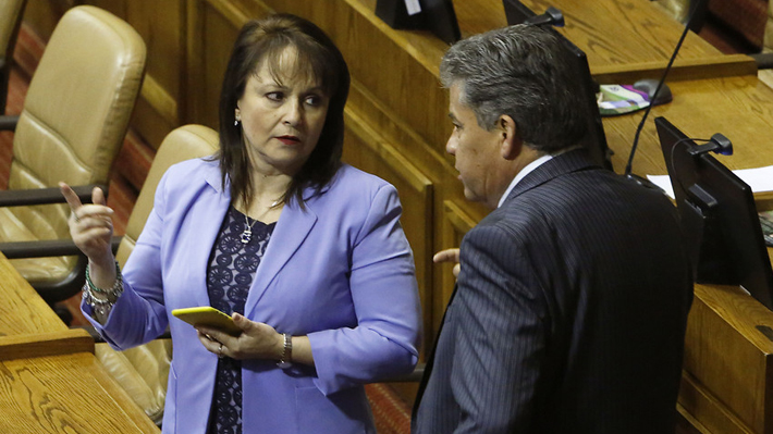 Ofensiva de la ex NM: Los argumentos para interpelar al ministro Santelices por el protocolo de objeci&oacute;n al aborto