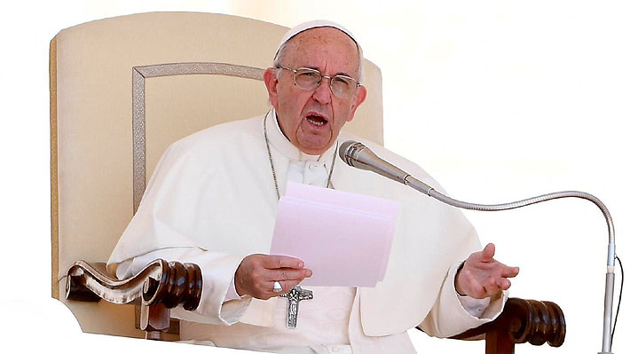 El Papa pide empleo digno y que se rechace la "economía de la exclusión"