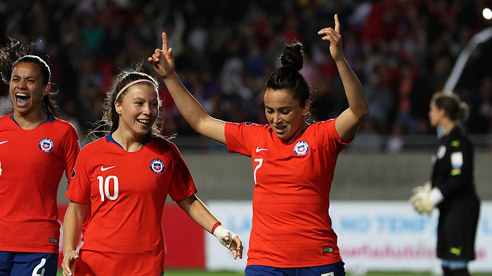 Chile logra un valioso triunfo ante Uruguay y queda a una victoria de avanzar en la Copa América Femenina