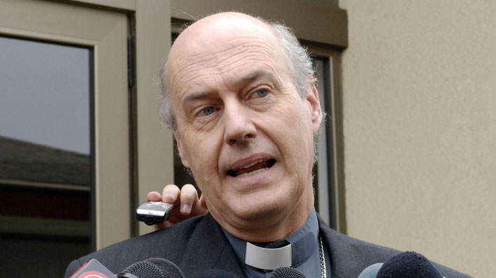 Obispo de Linares por caso Karadima: "Si tal vez no fui lúcido, tengo que asumir esa responsabilidad"