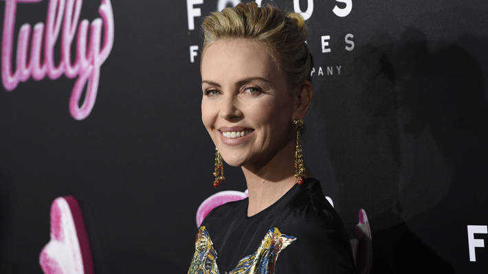 Charlize Theron revela la insana rutina a la que se sometió para subir 22 kilos e interpretar a un nuevo personaje