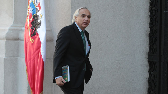 Chadwick defiende a designación de Pablo Piñera: "Ser hermano del Presidente no lo favorece, pero tampoco lo perjudica"