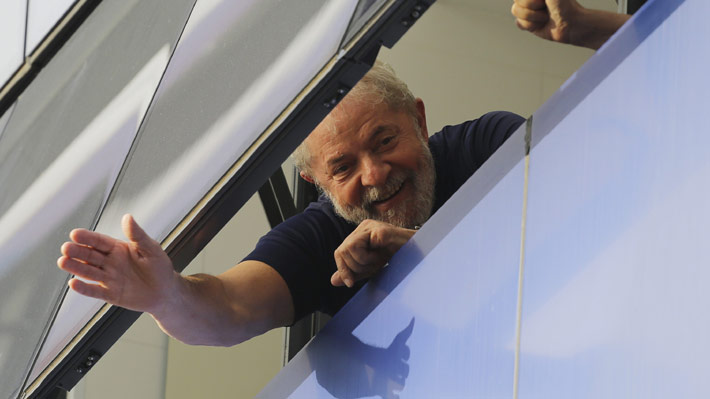Brasil: Lula abre posibilidad de no ser candidato e insta al PT a elegir con "total libertad" a su presidenciable
