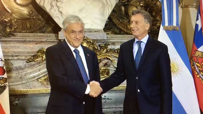 Piñera y Macri recalcan que comparten "visiones e ideales" y anuncian que impulsarán liberalización comercial