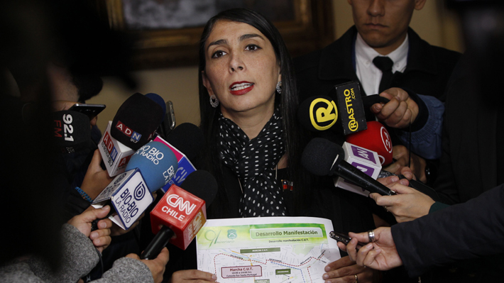 Intendencia pide informe a Carabineros para que marchas se realicen fuera de la comuna de Santiago
