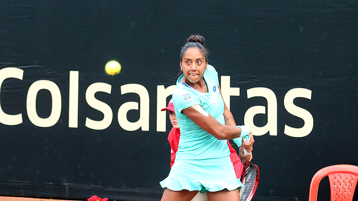 Daniela Seguel sigue mostrando un buen tenis y tuvo un triunfal debut en Francia