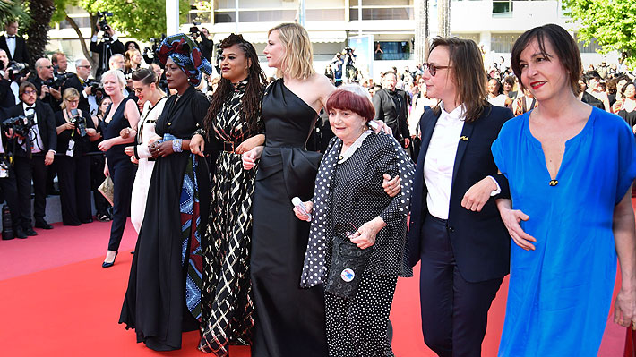 Estrellas femeninas del cine exigen igualdad salarial en la alfombra roja de Cannes