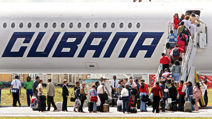 Avión comercial cubano se estrella tras despegar del aeropuerto de La Habana