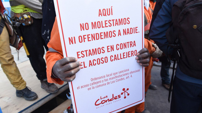 Cursan primer parte por acoso callejero en Las Condes: "Coma más ensalada para que conserve su linda silueta"