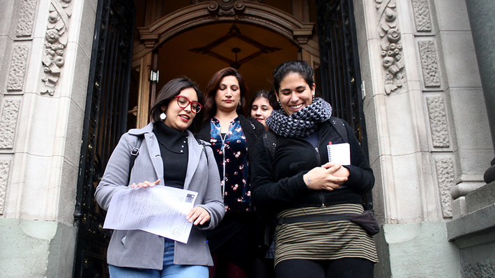 Estudiantes piden autorización para nueva marcha feminista y llaman a "tomarse todas las casas centrales" de las Ues