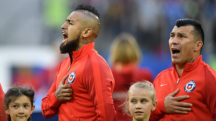 Vidal explica por qué para él Gary Medel es el "capitán" de la "Roja" y da potente señal sobre su futuro