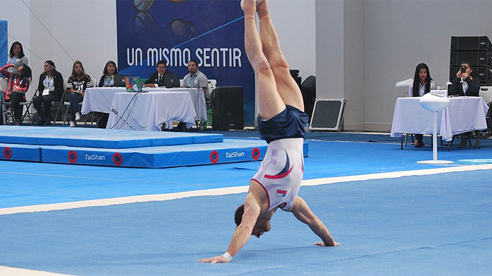 Con una espectacular rutina, Tomás González revalidó su oro en el suelo de la gimnasia de los Odesur