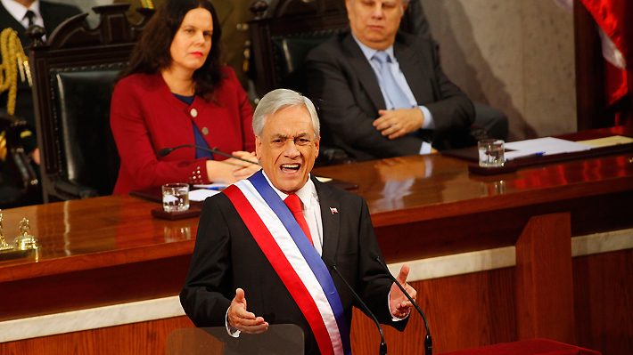 Cuenta Pública: Piñera descarta bajar impuestos a empresas y promete simplificación tributaria