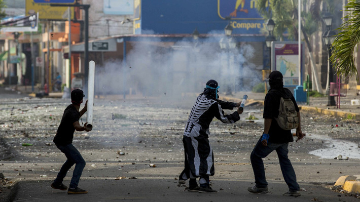 El Papa pide diálogo en Nicaragua tras nuevos enfrentamientos violentos