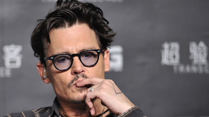 Las teorías que circulan alrededor del deteriorado aspecto de Johnny Depp