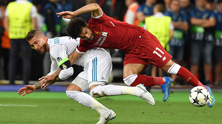 Mohamed Salah le responde por primera vez a Sergio Ramos luego de su lesión de hombro y lo desmiente