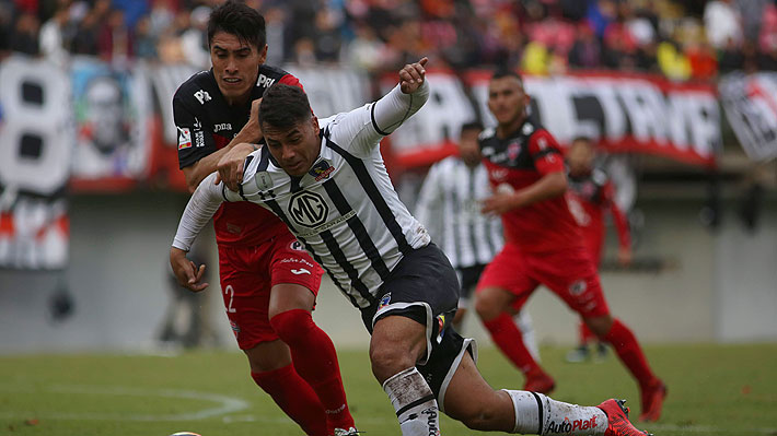 Un Colo Colo plagado de jugadores jóvenes fue sorprendido por Ñublense que se impuso como local en la Copa Chile