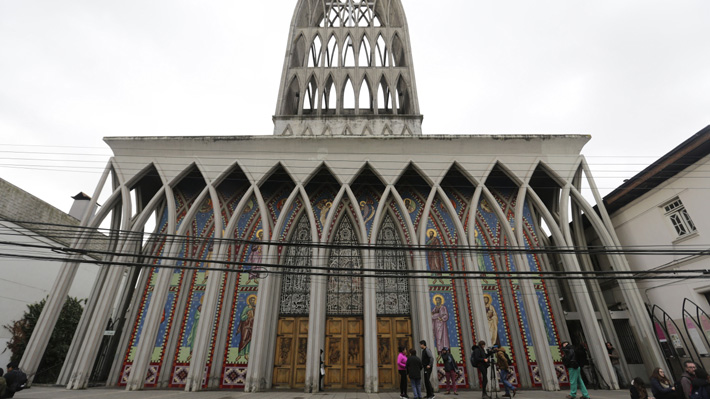 El perdón del Papa Francisco a Osorno marcará "misa de reconciliación" en la Catedral de San Mateo