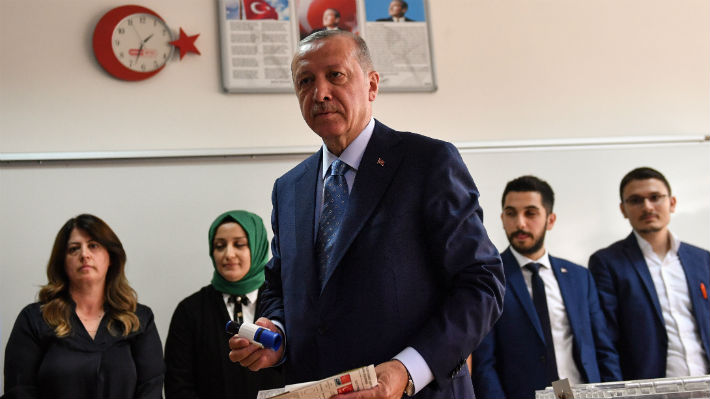 Elecciones en Turquía: Presidente Erdogan celebra la transición al presidencialismo que llegará al país