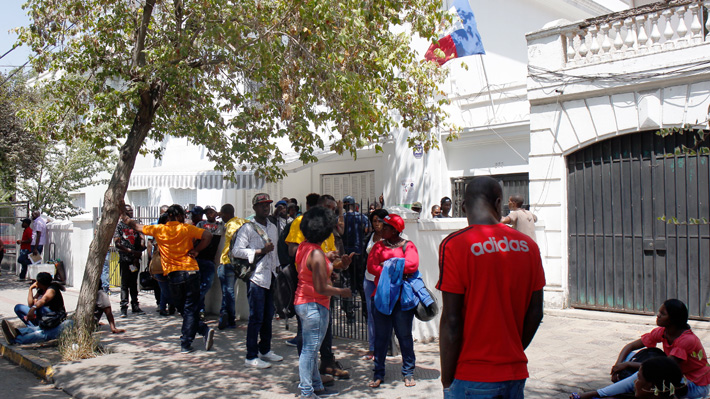 ONGs de migrantes cuestionan visa humanitaria para haitianos: Acusan que es discriminatoria y que posee vericuetos