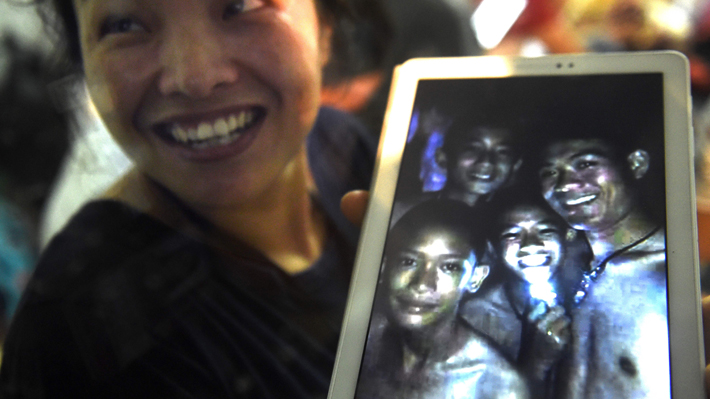 Las primeras palabras de los niños atrapados en una cueva en Tailandia