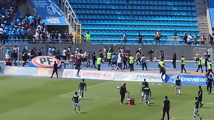 La Feroz Pelea Entre Hinchas De Iquique Y Wanderers En La Previa De Una