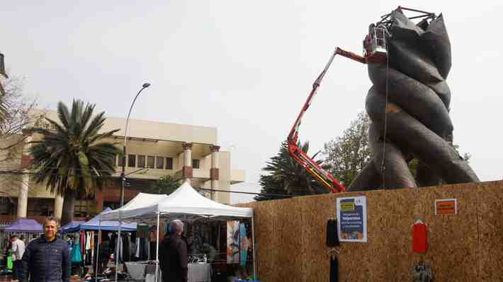 Municipio de Valparaíso inicia obras de demolición del Monumento a la Solidaridad