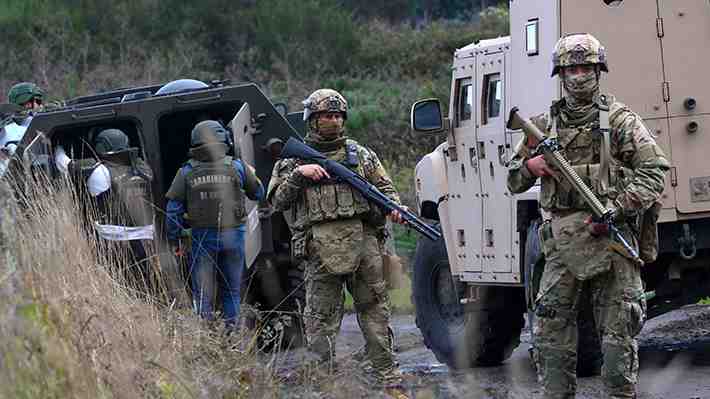 Retienen a tres sujetos tras operativo policial en cercanías de zona del ataque a carabineros