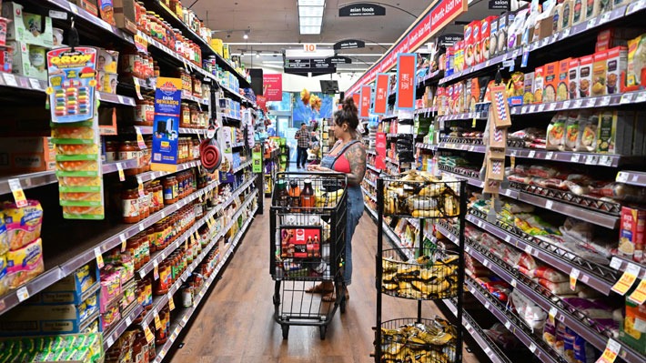 La teoría de un gigante de los snacks por baja en sus ventas: Consumidores están desperdiciando menos alimentos