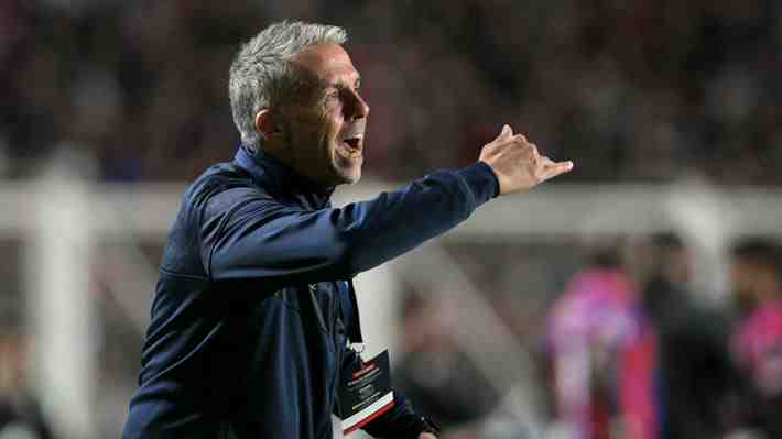 Gustavo Álvarez realiza grave denuncia tras duelo Santos-San Lorenzo por la Sudamericana