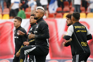Colo Colo iría con sorpresiva formación hoy en la Libertadores: A qué hora juega y quién transmite