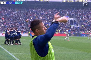 El notable pedido de Alexis a su DT en el partido en que Inter festejó el título y la respuesta que tuvo