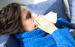 Se contraen de la misma forma, pero no son iguales: Conoce las diferencias entre la influenza y un resfrío