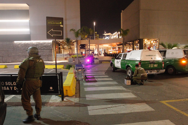Muere uno de los guardias heridos en violento robo de esta noche en Parque Arauco