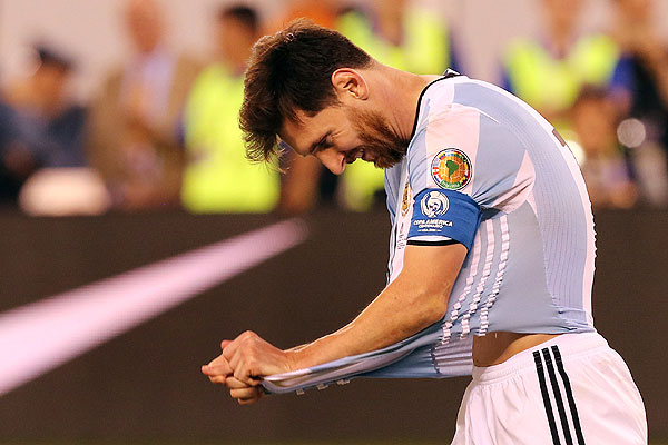 Messi renunció a la selección argentina tras perder la final: 