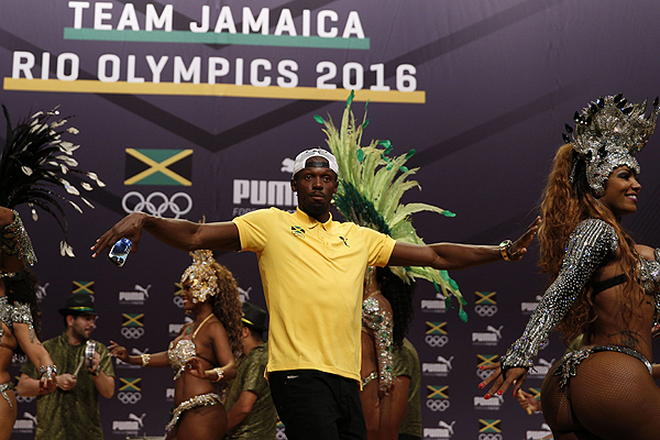 Bolt baila samba y anuncia que los de R&iacute;o ser&aacute;n sus &uacute;ltimos JJ.OO.