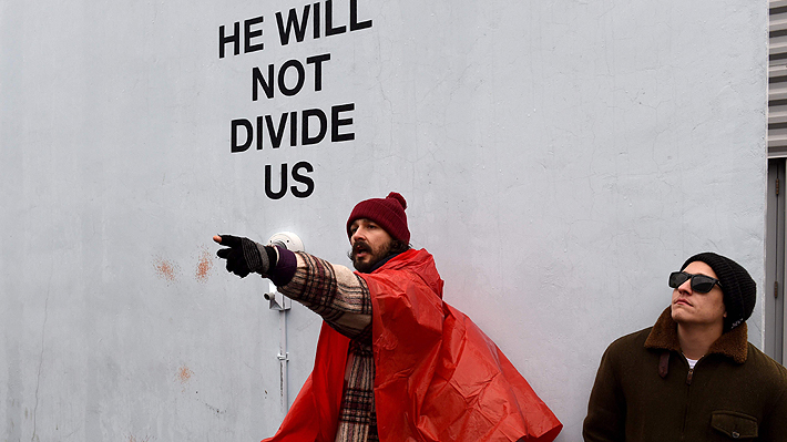Shia LaBeouf es arrestado durante protesta que se extender&aacute; hasta fin del Gobierno de Trump