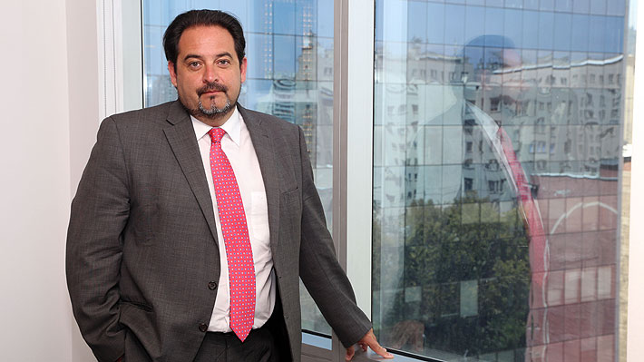 Ministro Rebolledo y sus desaf&iacute;os en Energ&iacute;a: 