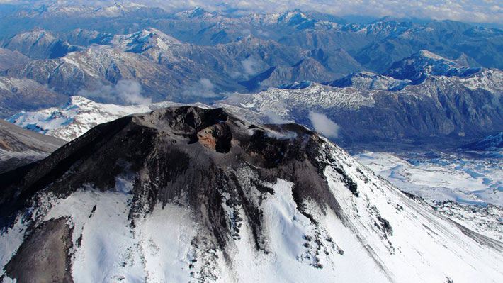 [VIDEO 360°] Sobrevuela los Nevados de Chill&aacute;n en helic&oacute;ptero